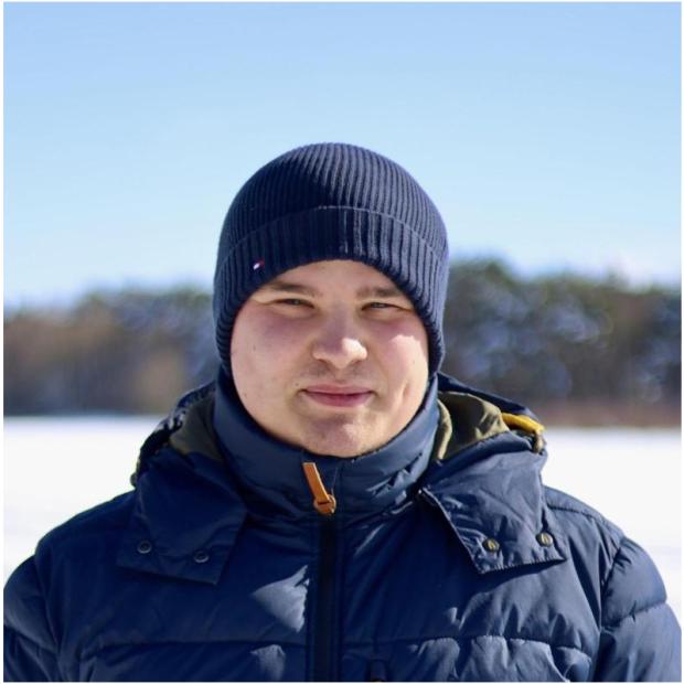 Niklas Feldmann Niklas Feldmann
