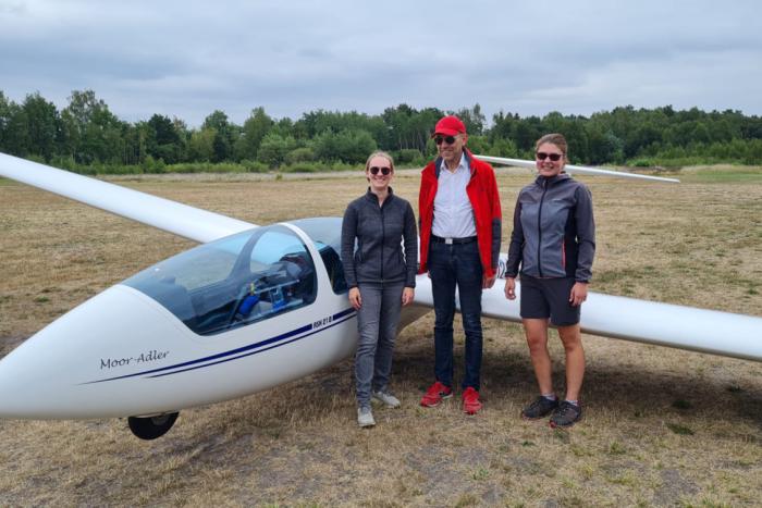  Anna Büge und Elena Parisis haben ihre praktische Prüfung bestanden